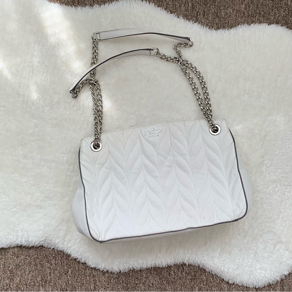 2244.♠️Kate Spade briar lane quilted crossbody handbag